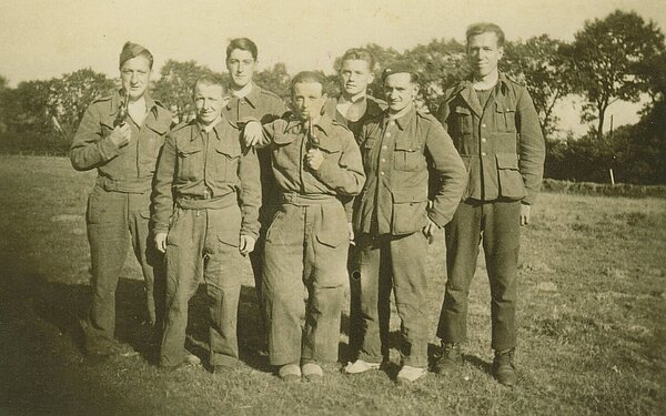 Französische Kriegsgefangene im Lager Rennplatz, 1942. Bild: Stadtmuseum Oldenburg.