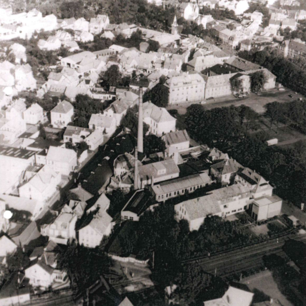 Luftaufnahme alte Schlosserei, Pferdemarkt und Johannisviertel. Um 1957. Foto: Stadtmuseum Oldenburg/Urheber unbekannt.