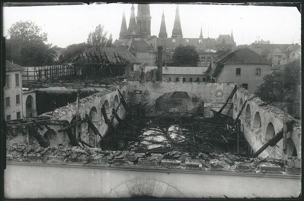 Ausgebrannte Ruine des Marstall. 1920er Jahre. Bild: Stadtmuseum Oldenburg