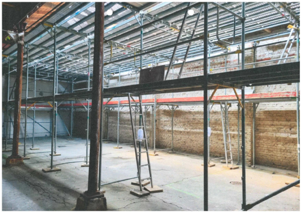 Innenansicht der Baustelle in der alten Maschinenhalle, 2024. Foto: Katharina Semling