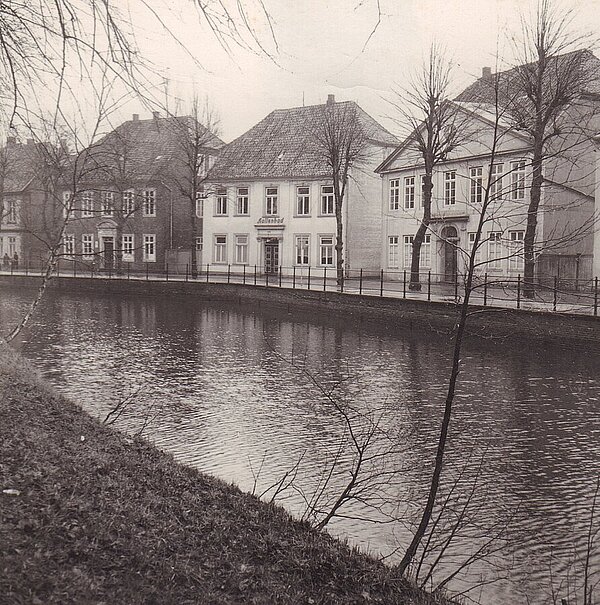 Altes Hallenbad an der Huntestraße. Foto: Stadtmuseum Oldenburg/Günter Nordhausen