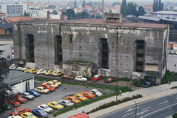 Bunker in der Moslestraße, kurz vor dem Abriss, 1978. Foto: Stadtmuseum Oldenburg/Peter Kreier.