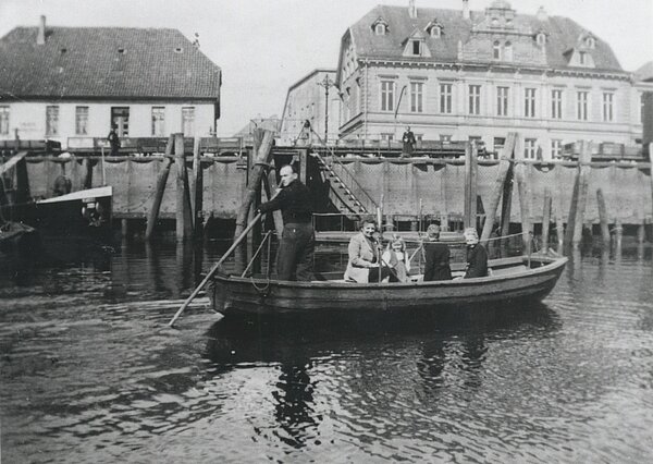 Fährmann Heini Heeren, ohne Datum, Bild: Stadtmuseum Oldenburg