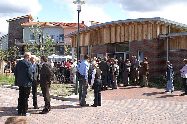 Die Kantine von Baumhaus e.V. wird 2008 eingeweiht. Hier werden täglich 350 Essen für Mitarbeiter:innen, Schüler:innen und Menschen aus der Nachbarschaft zubereitet. Bild: Baumhaus e.V.