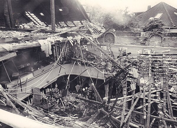 Nach dem Brand eingestürzter Saal der Disco, 8.8.1991, Bild: Stadtmuseum Oldenburg / Peter Kreier